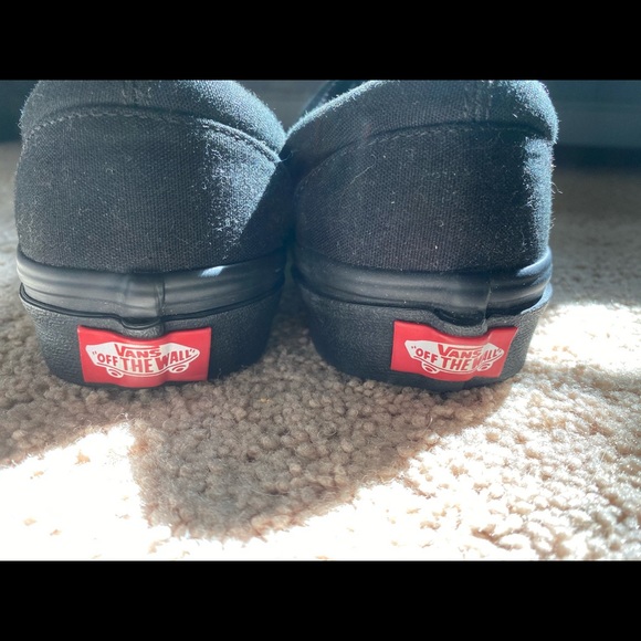 Black vans slip on shoes with laces